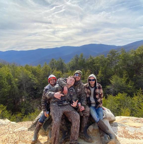 Meet your Posher, Tyler - Picture 1 of 1